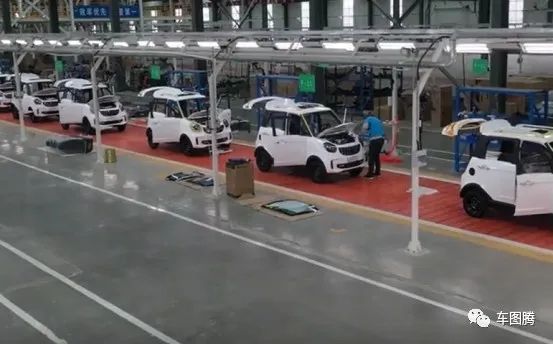 蔚來被老年代步車“干翻”？其實，奔馳寶馬奧迪們早就翻過了