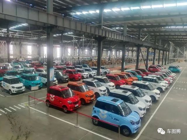 蔚來被老年代步車“干翻”？其實，奔馳寶馬奧迪們早就翻過了