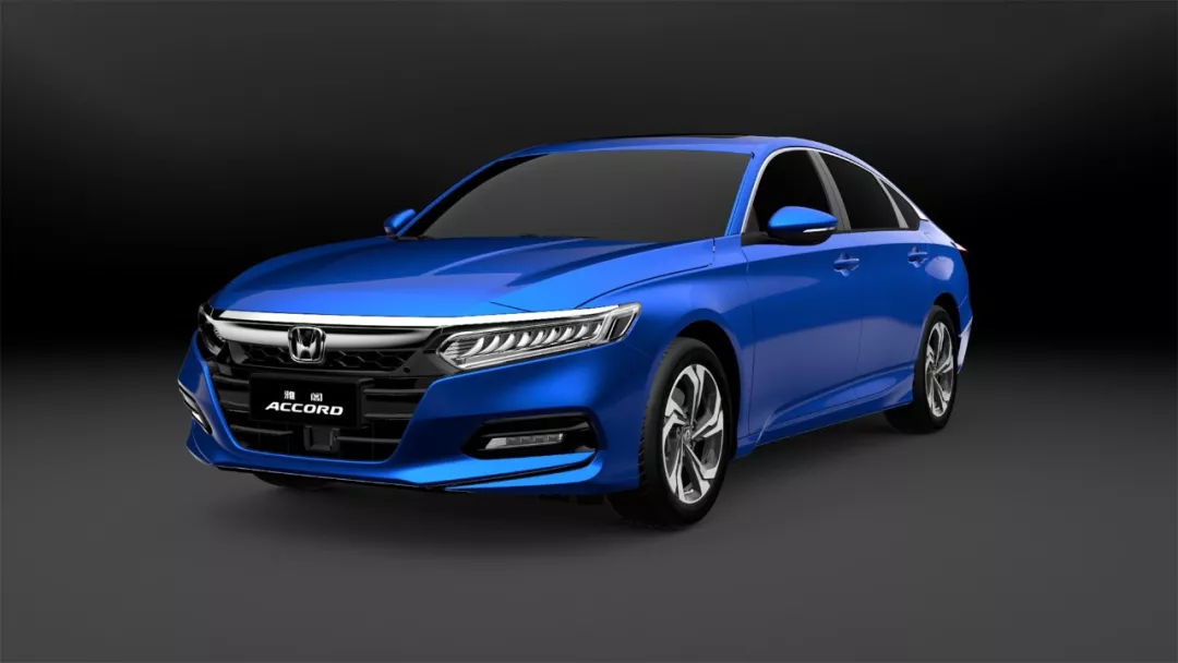 20萬左右，該買奔馳、寶馬、奧迪的A級車，還是普通品牌B級車？