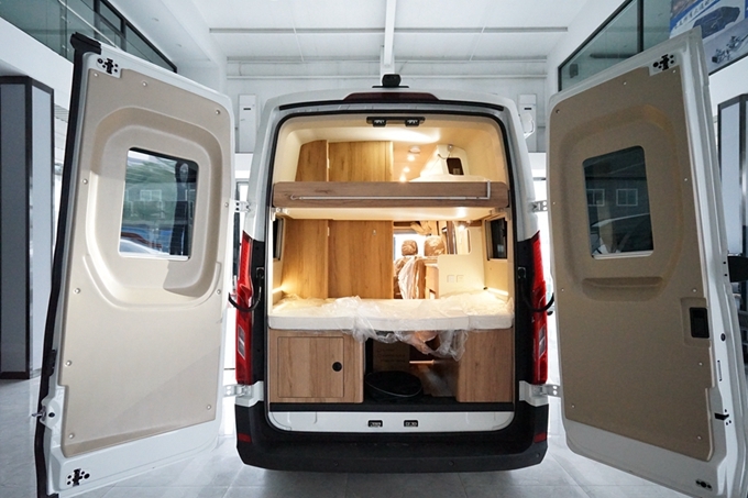 說實話！25.98萬-36.98萬 選V90自動擋B型房車 行內人也有些懵！ 