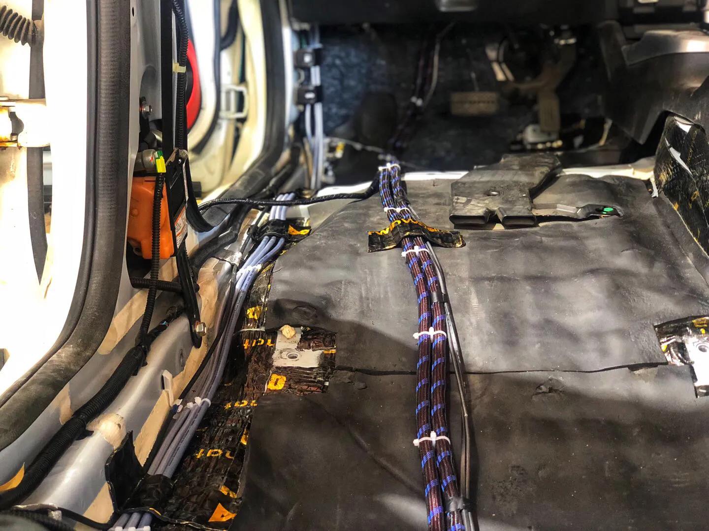 本田飛度汽車(chē)音響改裝,是車(chē)主追求的發(fā)燒音質(zhì)