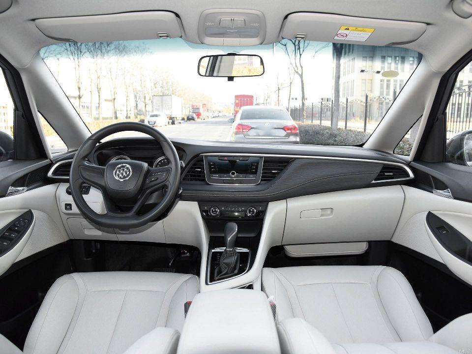 別克GL6:我太難了,都降到9.97萬了,你們卻還在買吉利嘉際