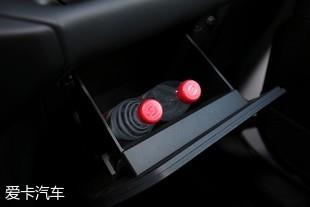 愛卡SUV專業測試 全新Jeep牧馬人Sahara