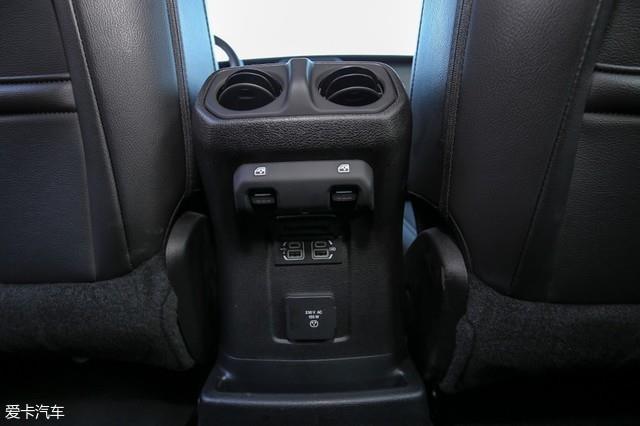 愛卡SUV專業測試 全新Jeep牧馬人Sahara