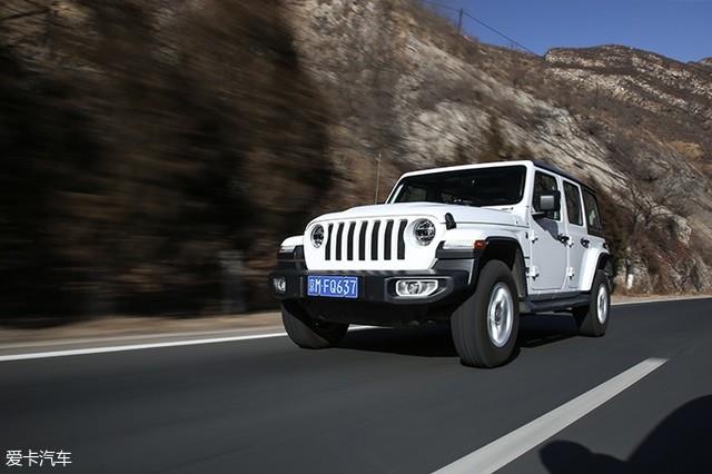 愛卡SUV專業測試 全新Jeep牧馬人Sahara