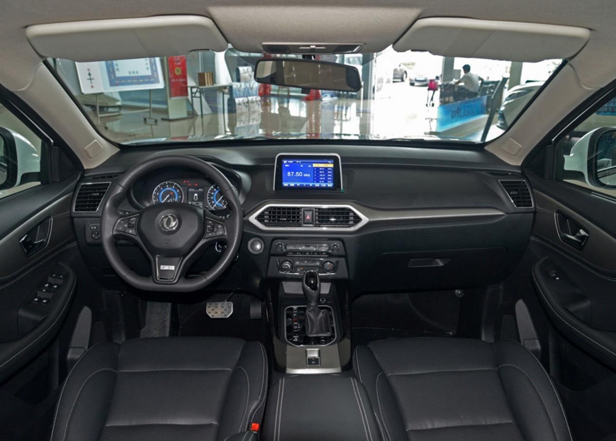 東風風光S560,很能打的國產SUV,售價僅6.59萬起,亮點不少