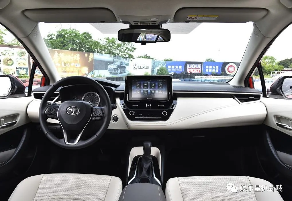 13.26萬喜提現代名圖,再換到豐田卡羅拉上,車主:差距明顯