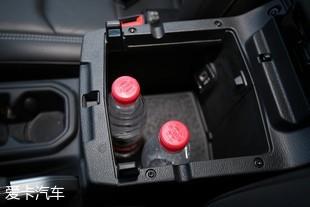 愛卡SUV專業測試 全新Jeep牧馬人Sahara