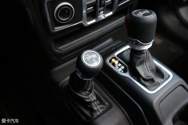 愛卡SUV專業測試 全新Jeep牧馬人Sahara