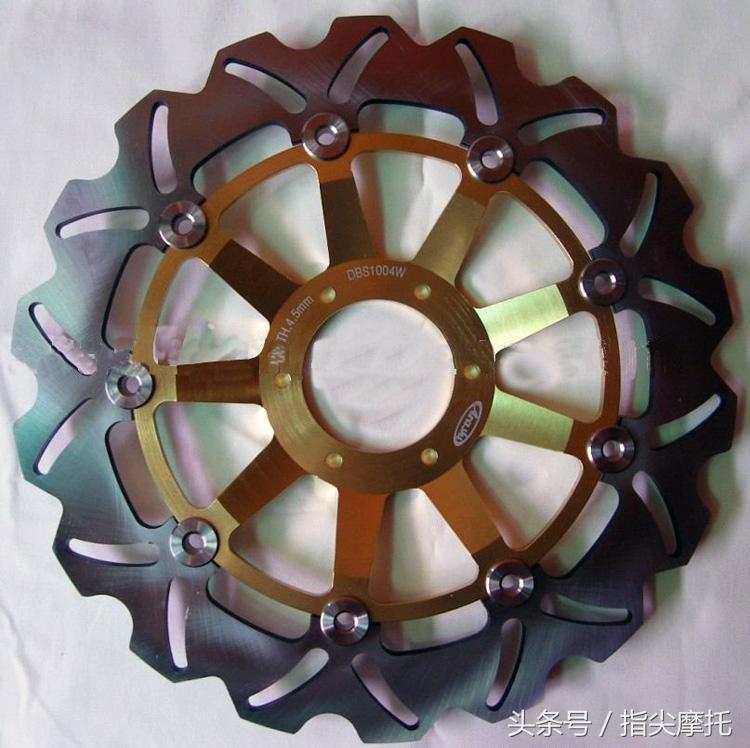 酷炫的摩托車碟剎盤,為何多孔,為何內外不是一個整體?