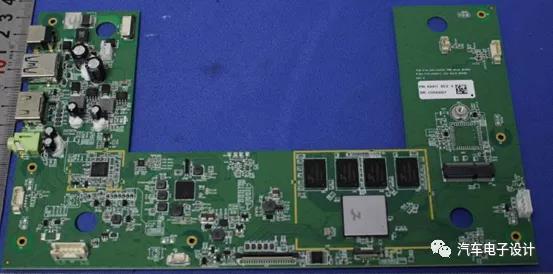 奔馳的座椅后座顯示屏拆解