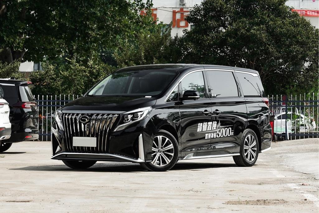 傳祺GM8實力如何?對比GL8只贏不輸