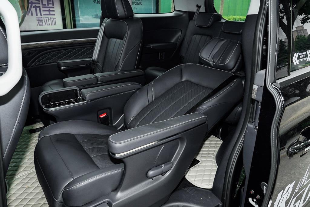 傳祺GM8實力如何?對比GL8只贏不輸