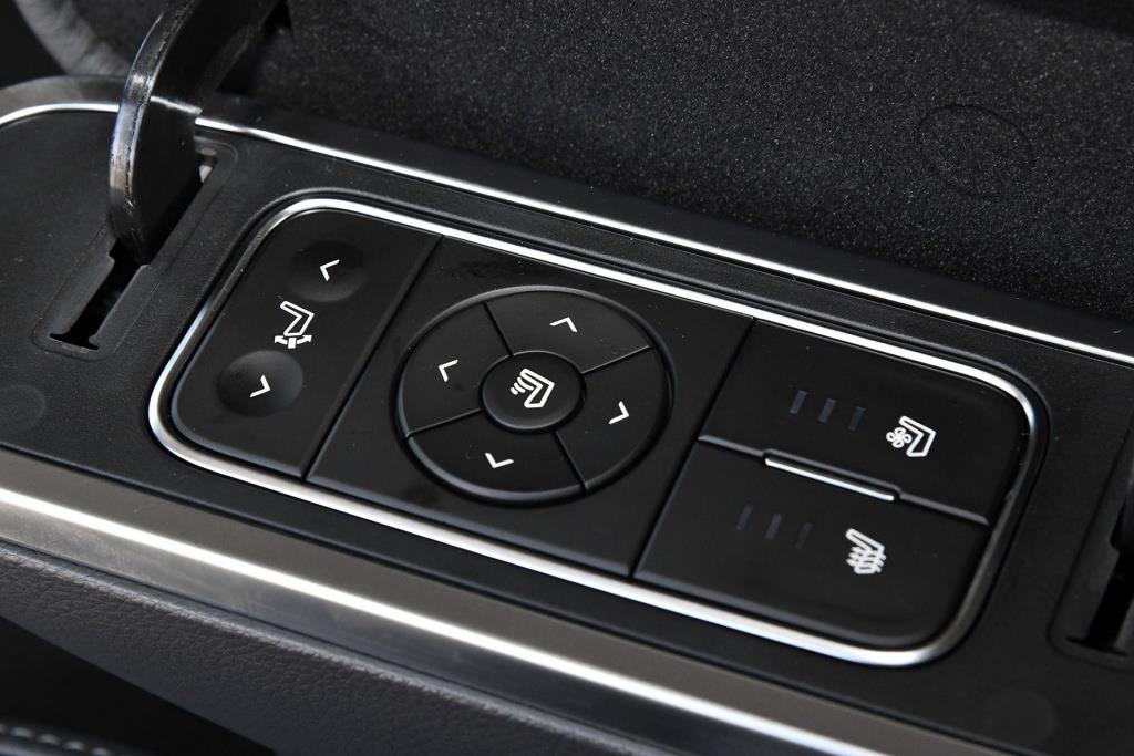 傳祺GM8實力如何?對比GL8只贏不輸