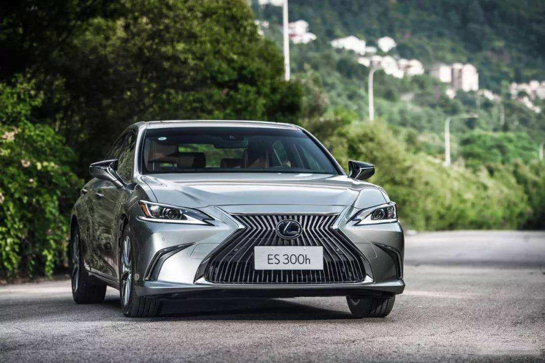 國(guó)六來臨國(guó)五車還能不能買?看透時(shí)間表關(guān)鍵節(jié)點(diǎn),還能買到便宜車